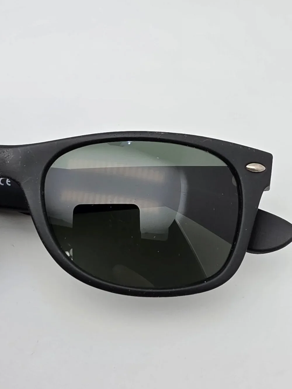 Ray-Ban RB2132 622 New Wayfarer Rubber Black Frame G-15 Green Lens Sunglasses